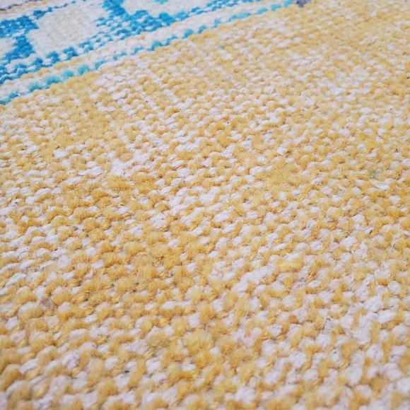 028 - LIV & LANA - Picture 5 of 7